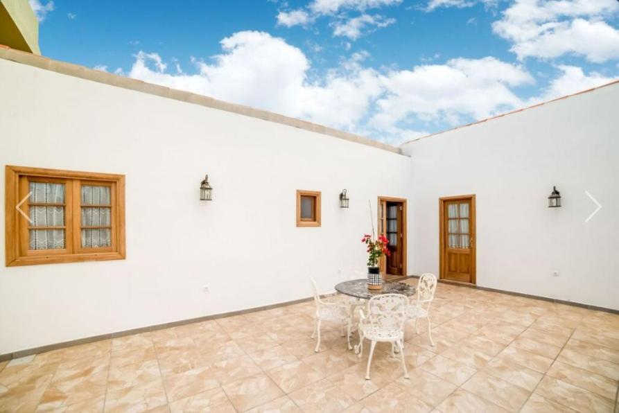 Вилла La Casa Del Bisa Хеновес Экстерьер фото