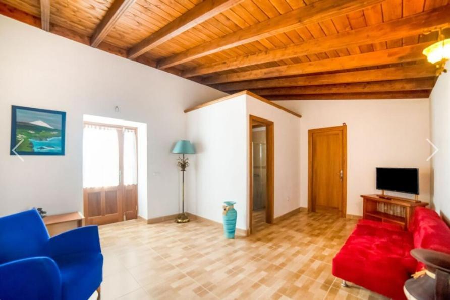 Вилла La Casa Del Bisa Хеновес Экстерьер фото
