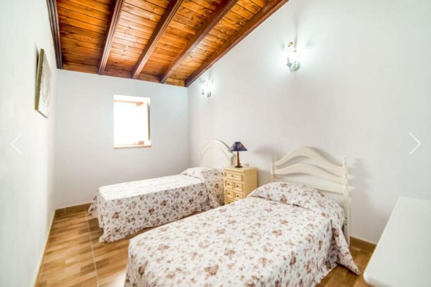 Вилла La Casa Del Bisa Хеновес Экстерьер фото